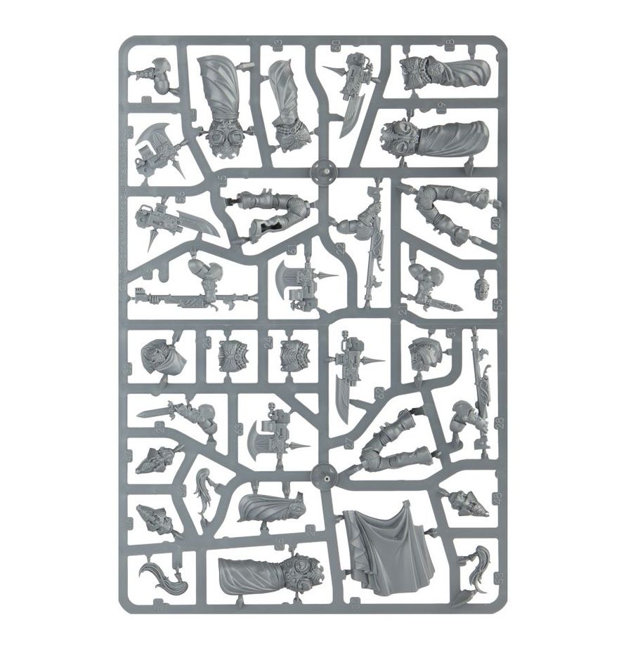 WARHAMMER 40,000: ADEPTUS CUSTODES CUSTODIAN WARDENS, 5 MINIATURES/FIGURINES